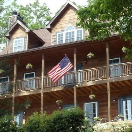 Long Mountain Lodge Bed & Breakfast Далонега Экстерьер фото